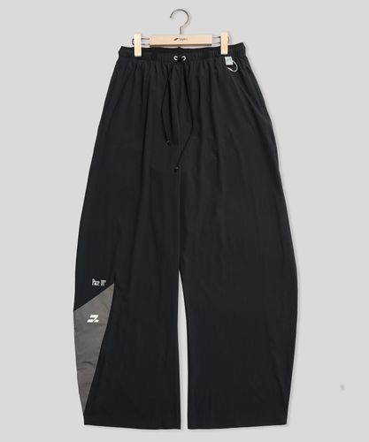 Styles / SATISFY/サティスファイ/TechSilk 8 Shorts 12002 – calif
