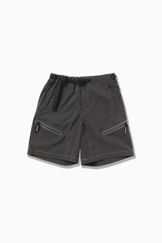 printed nylon short pants | and wander（アンドワンダー） ｜【公式