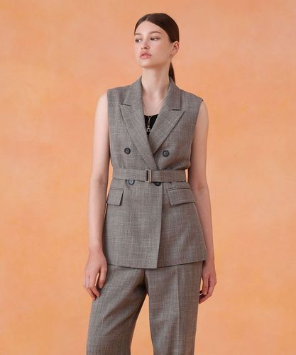 定価¥41,800 ATTACHMENTウール ギャバジン ベルテッドジレ 定価¥41,800 ATTACHMENTウール ギャバジン ベルテッドジレ