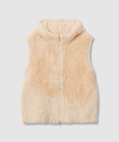 ANAYI ❤︎ 2023AWフェイクファージレ ANAYI（アナイ）の「フェイクファージレ（その他アウター）」 - WEAR