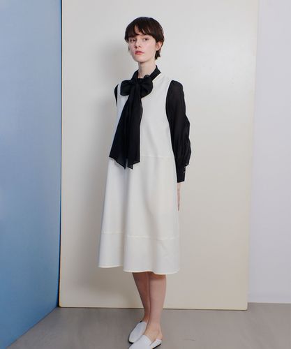 未使用タグ付き今季アルアバイルLOULOUWILLOUGHBYワンピース白 未使用タグ付き今季アルアバイルLOULOUWILLOUGHBYワンピース白