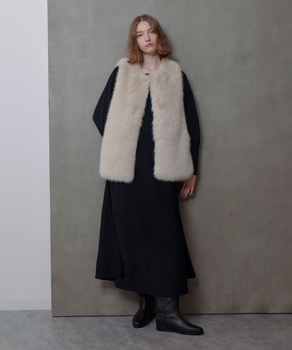 sheller 1度着用のみ！FOXファージレ ブラック FOX fur step gilet – shéller / シェリエ