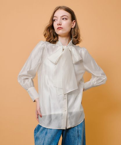 美品 allureville フリュイドオーバーラップブラウス フリュイドオーバーラップブラウス|allureville OFFICIAL SITE