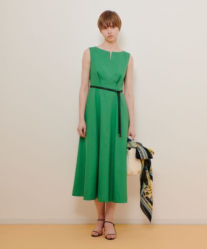麻ライクオックスノースリーブワンピース allureville ワンピース リネンライクオックスノースリ