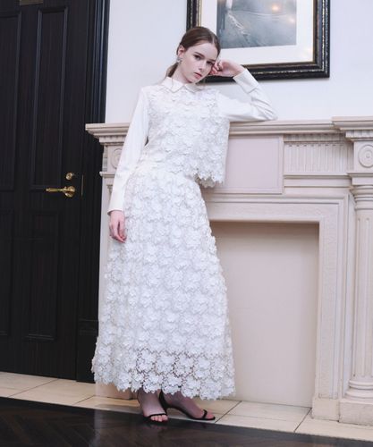 LOULOU WILLOUGHBY シュリンクレースプルオーバー ブラック LOULOU WILLOUGHBY】レースドッキングプルオーバーブラウス