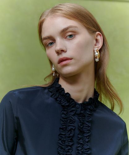 LOULOU WILLOUGHBY】パールネックレス付きフリルブラウス|allureville