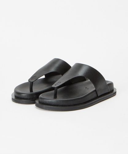 NEBULONI E.(ネブローニ)】 V STRAP HEEL|allureville OFFICIAL SITE