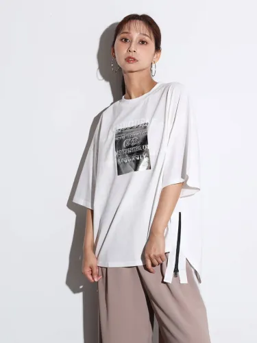 エンボス箔ロゴサイドジップTEE - SCOTCLUB - SCOTCLUB