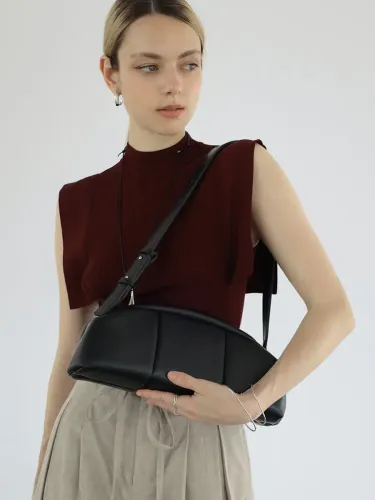 ADD CULUMN(アドカラム) PUFF - CLUTCH E ブラック ADD CULUMN ショルダーバッグ バッグ CULUMN(アドカラム) PUFF
