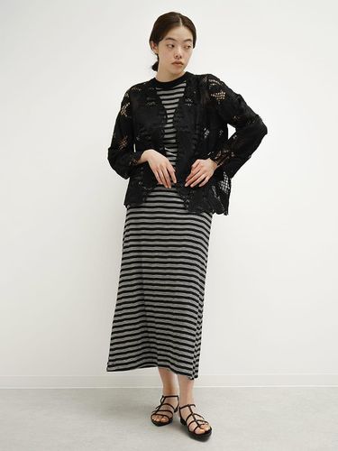 Floral lace blouse - FIKA. - FIKA.｜YAMADAYA STORE