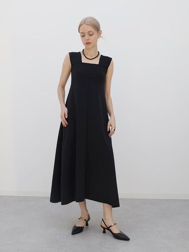 スクエアネックフレアニットワンピース - Aga Black - Aga｜YAMADAYA STORE