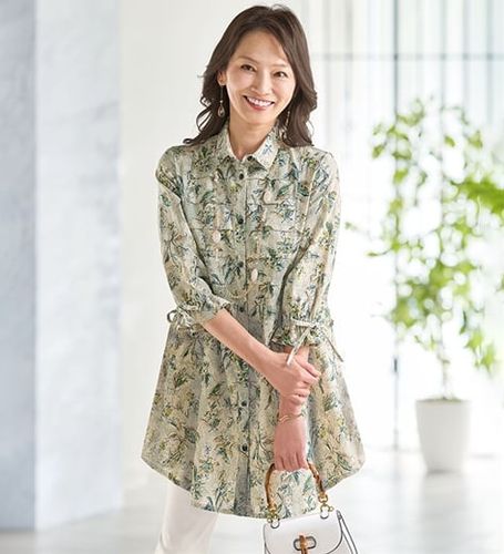 シックに目を惹く！＞モノトーンウサギ柄チュニックワンピース