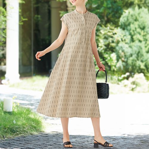 トモコのコットンハウス 麻綿ドットプリント・フレンチスリーブ