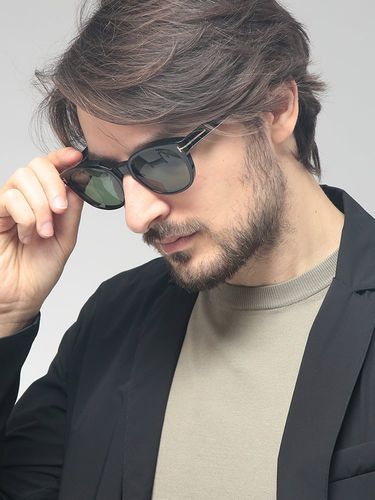 TOM FORD (トムフォード) ロゴ サングラス TF0971K01A メンズ - グッズ
