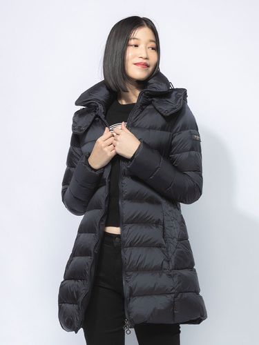 ＊*＊様 TATRAS POLITEAMA ミドル丈 ダウンコートダウンジャケッ TATRAS (タトラス) フード着脱 ミドル丈 ダウン コート POLITEAMA