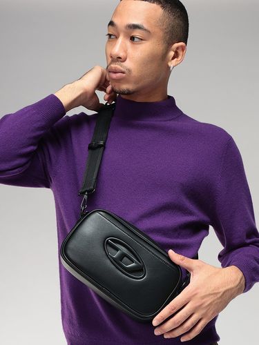 DIESEL (ディーゼル) BIGロゴ ショルダーバッグ 1dr camera bag