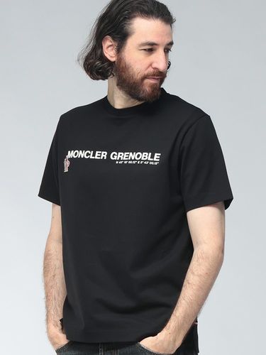 【美品】モンクレール　フロントビッグロゴ　スプレーロゴ　半袖Tシャツ　M MONCLER (モンクレール) スプレーロゴ クルーネック 半袖 Tシャツ