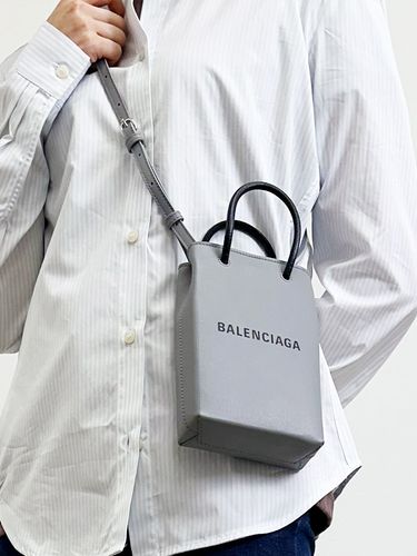 DIESEL (ディーゼル) レザー Dロゴ 2WAY ハンドバッグ 1DR M