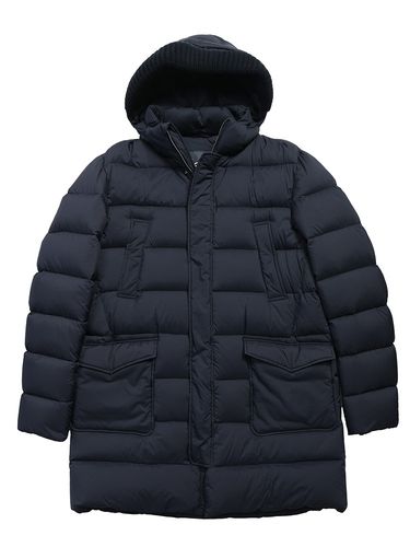STONE ISLAND (ストーンアイランド) ロゴ フード付き シームレス