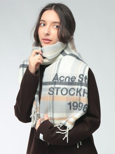 Acne Studios (アクネストゥディオズ) ロゴ モヘヤ混 チェック柄