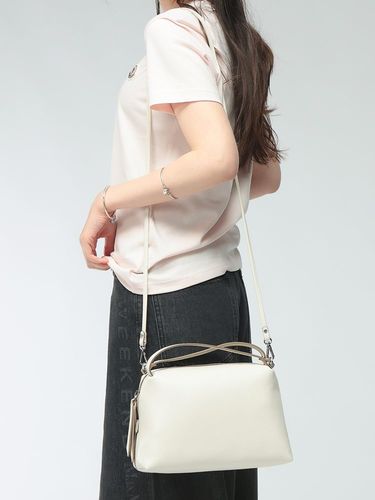 ARMANI EXCHANGE (アルマーニ エクスチェンジ) レディース バッグ ロゴ