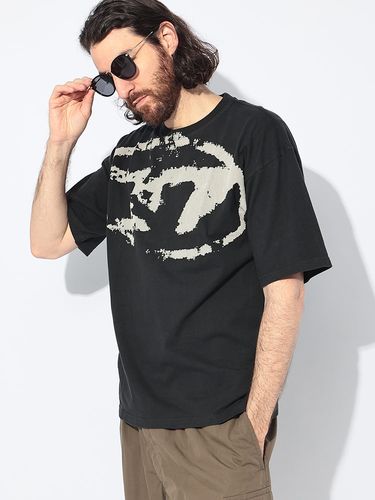 DIESEL (ディーゼル) ビッグオーバル刺繍 クルーネック 半袖 Tシャツ