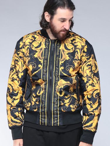 VERSACE 花柄ナイロンジャケット サイズ52 VERSACE 花柄ナイロンジャケット サイズ52 メンズ