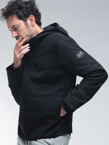 EMPORIO ARMANI (エンポリオアルマーニ) 袖BIGロゴ フルジップ 中綿