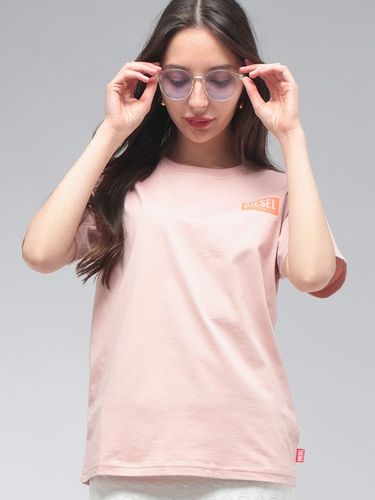 ディーゼル オーバルD カットアウト ロゴ 刺繍Tシャツ ピンクＳ DIESEL (ディーゼル) ロゴ オーバルD クルーネック スリムフィット