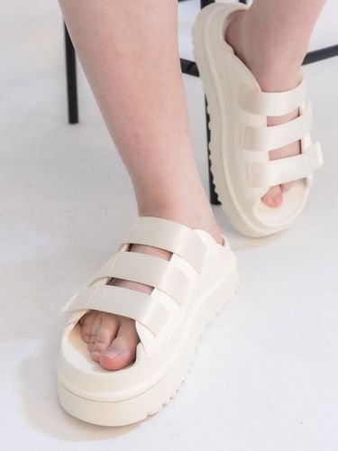 UGG (アグ) ストラップ 厚底サンダル EZ-DUZZIT T-STRAP レディース 5