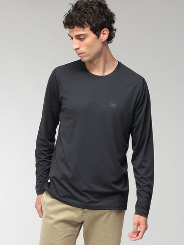 STONE ISLAND (ストーンアイランド) 胸ロゴ クルーネック 長袖 Tシャツ