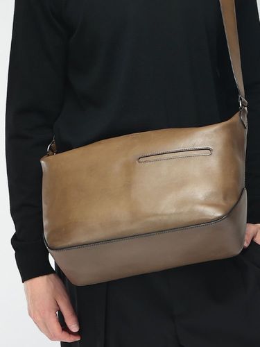 TOM FORD (トムフォード) メンズ ショルダーバッグ グレインレザー