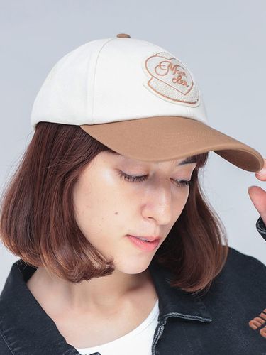 MONCLER (モンクレール) レディース キャップ ロゴ ワンポイント