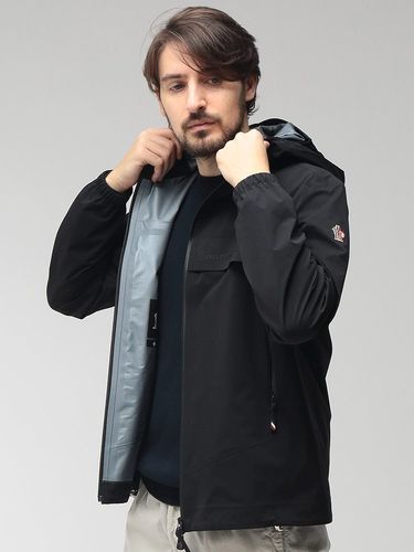 MONCLER (モンクレール) 超軽量ナイロン フード収納 ロゴ ナイロン