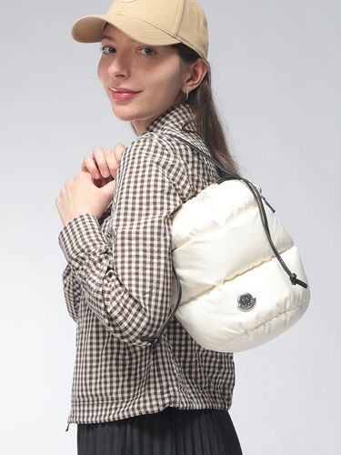 BOTTEGA VENETA (ボッテガ・ヴェネタ) チェーン ウォレット ショルダー