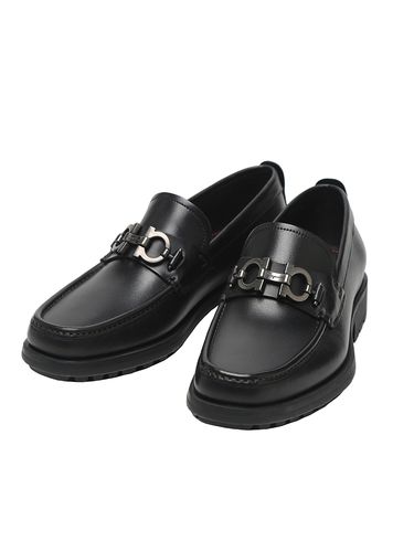 Salvatore Ferragamo (サルヴァトーレフェラガモ) レザー ガンチーニ