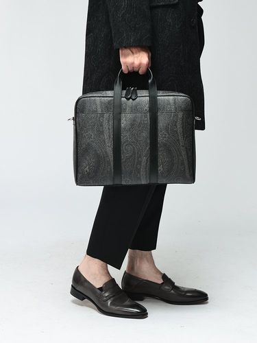 定価20万級 美品 エンポリオアルマーニ クロコ型押し MATT 黒 レザー切替 EMPORIO ARMANI (エンポリオアルマーニ) ブリーフケース クロコダイル