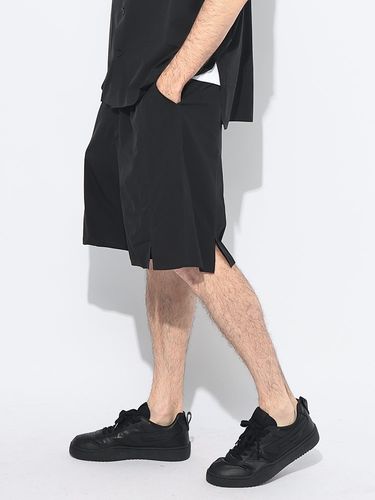 DSQUARED2 (ディースクエアード) オールオーバー 総柄 ロゴプリント