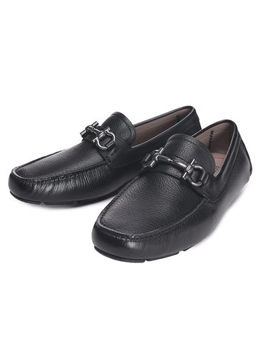 TOD'S (トッズ) レザー チェーン モカシンシューズ TDXXM42C0FJD90