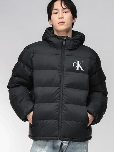 EMPORIO ARMANI (エンポリオアルマーニ) 胸ロゴ スタンドカラー ライト