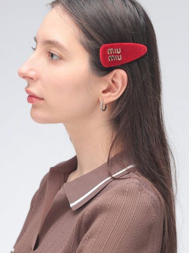 miumiu エナメルメタル　ヘアクリップ　レッド MIU MIU (ミュウミュウ) レディース ヘアクリップ エナメルメタル ヘア
