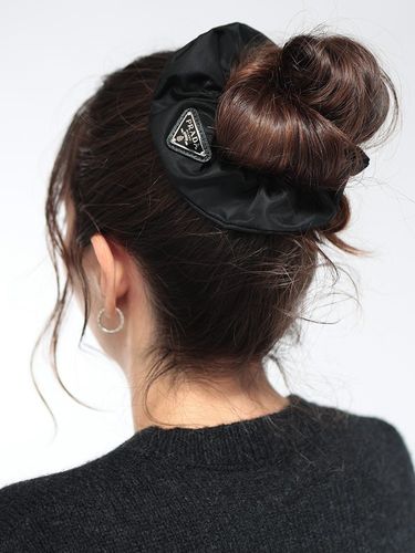MIU MIU (ミュウミュウ) ロゴ ベルベット ヘアクリップ バレッタ