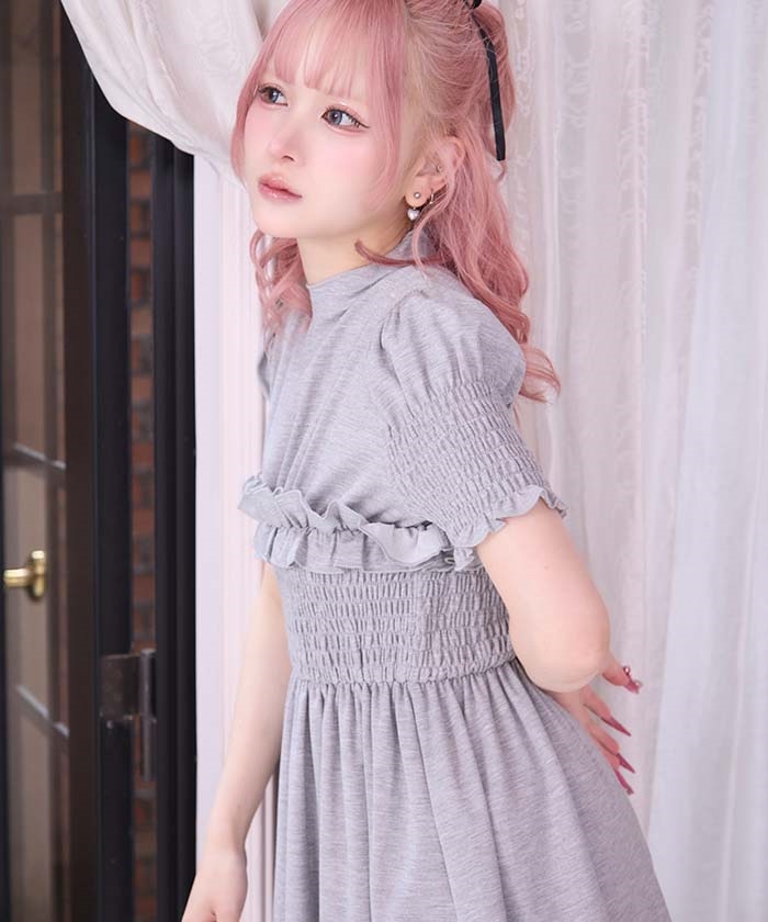 Fickle Bebe ロングワンピース キャミワンピース シャーリング フリル Fickle Bebe ロングワンピース キャミワンピース シャーリング