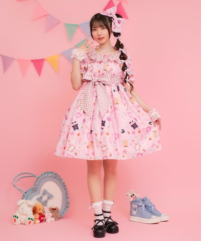 RosyBear柄ワンピース【Web限定商品】【期間限定販売