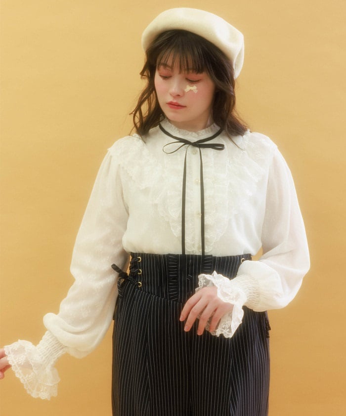 極美品 EFFE BEAMS ラウンドフリル ブラウス - メルカリ