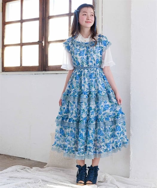 ブランド通販サイトをすべて ブルーミングローズ柄ワンピース | レディース服・レディース ワンピース