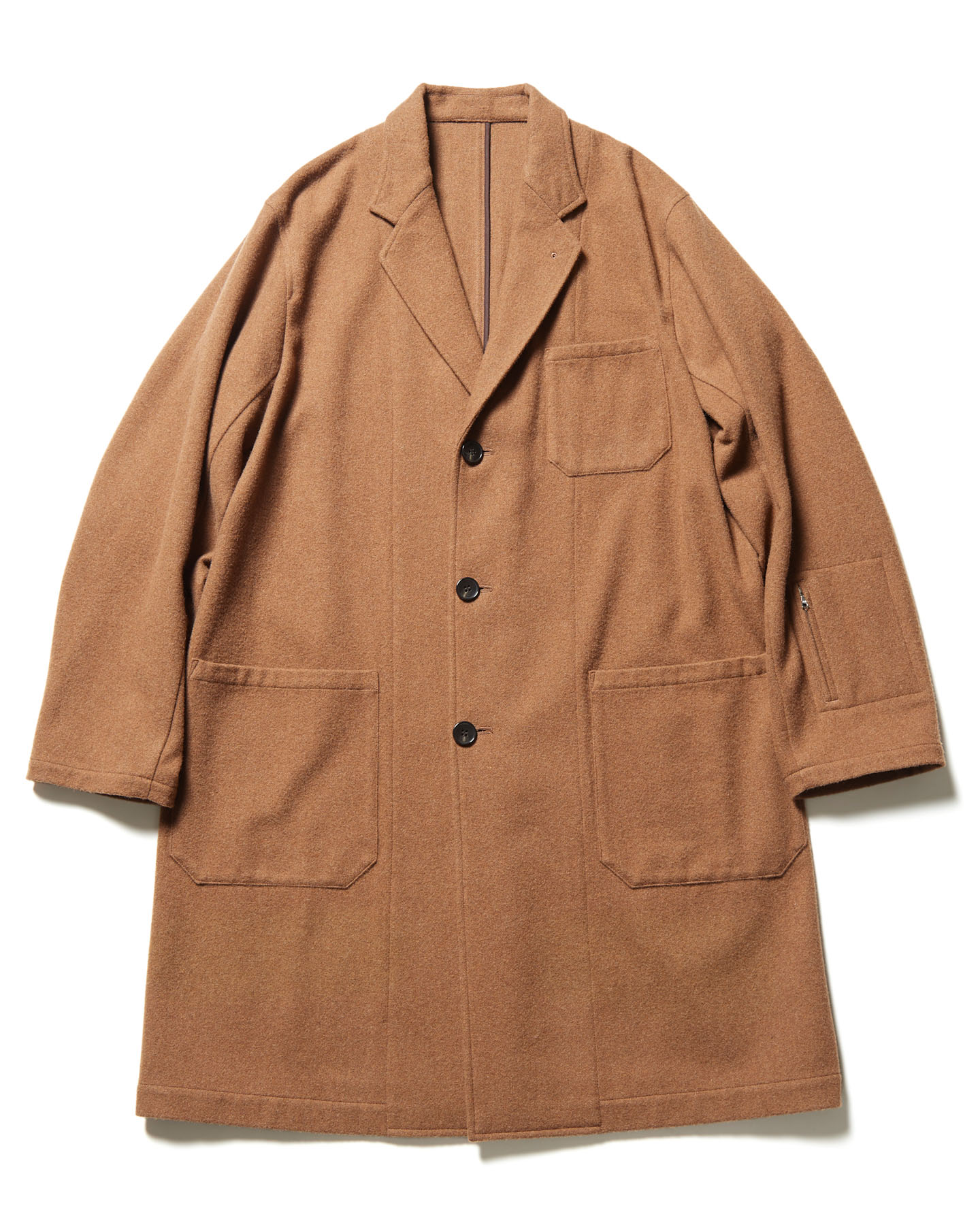 SOPH. | PADDED BENCH COAT(M KHAKI):