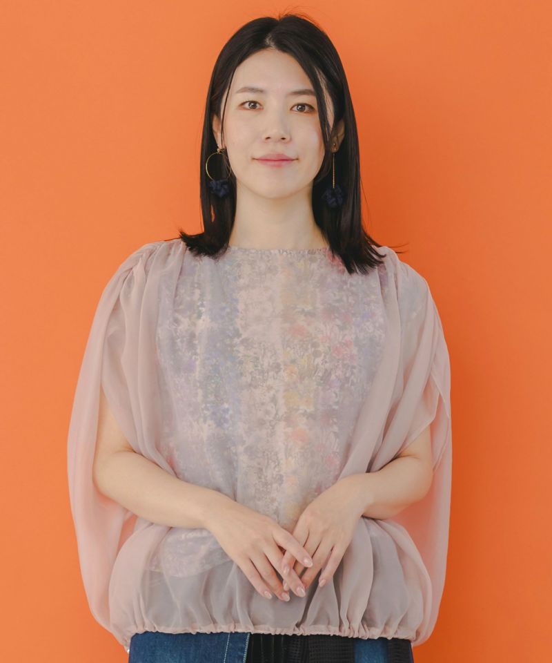 スカラー ScoLar 蝶花柄シアー重ねプルオーバー （ブラック） スカラー ScoLar 蝶花柄シアー重ねプルオーバー （ブラック