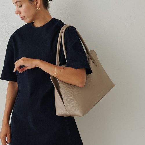 大幅値下げしました!! IACUCCI　ラーナS　ALCE IACUCCI｜【新色登場】ラーナ S ALCE | Rakuten Fashion(楽天