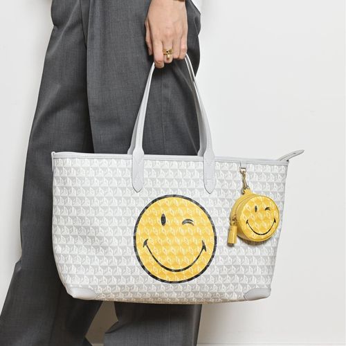 ANYA HINDMARCH/アニヤ ハインドマーチ】 ZIPPED TOTE SMALL WINK バック（トートバッグ）｜MUSE de  Deuxieme Classe（ミューズ ドゥ ドゥーズィエム クラス）の通販｜BAYCREW'S STORE